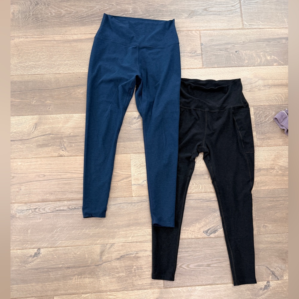 Beyond Yoga High-Waist Active Leggings - Navy and Black